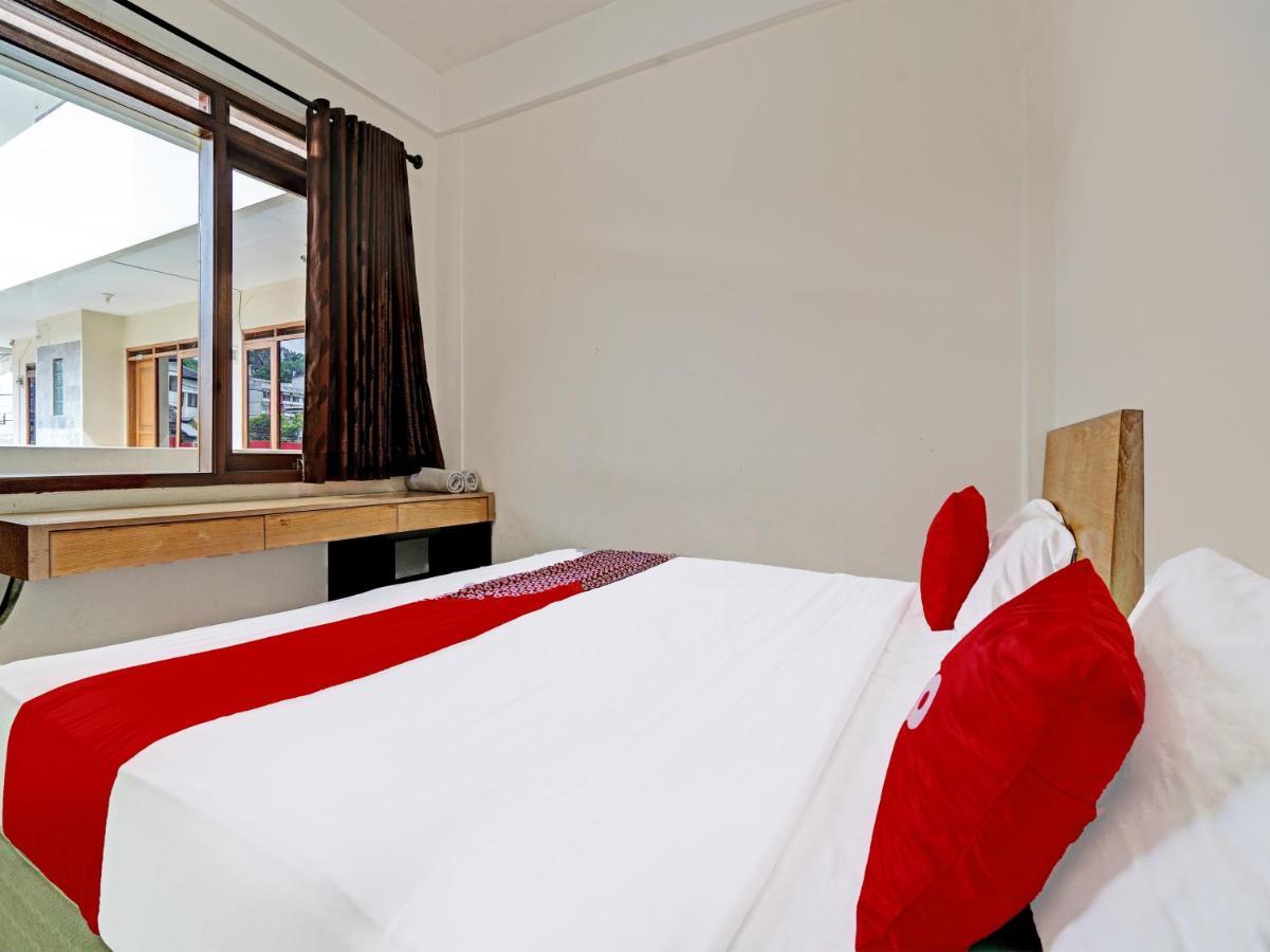 Oyo 1699 Verona Residence Bandung Ngoại thất bức ảnh