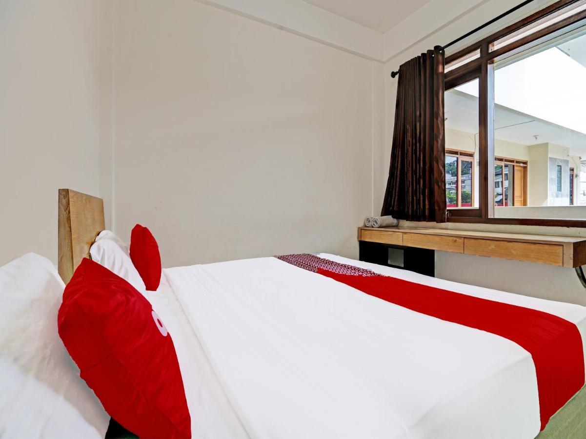 Oyo 1699 Verona Residence Bandung Ngoại thất bức ảnh